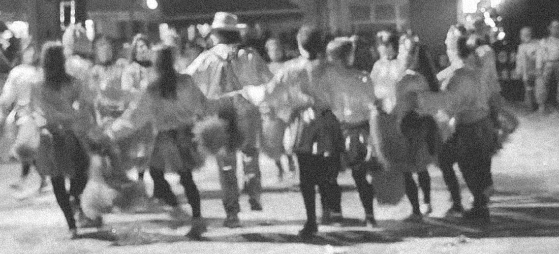 Balli di sera in piazza